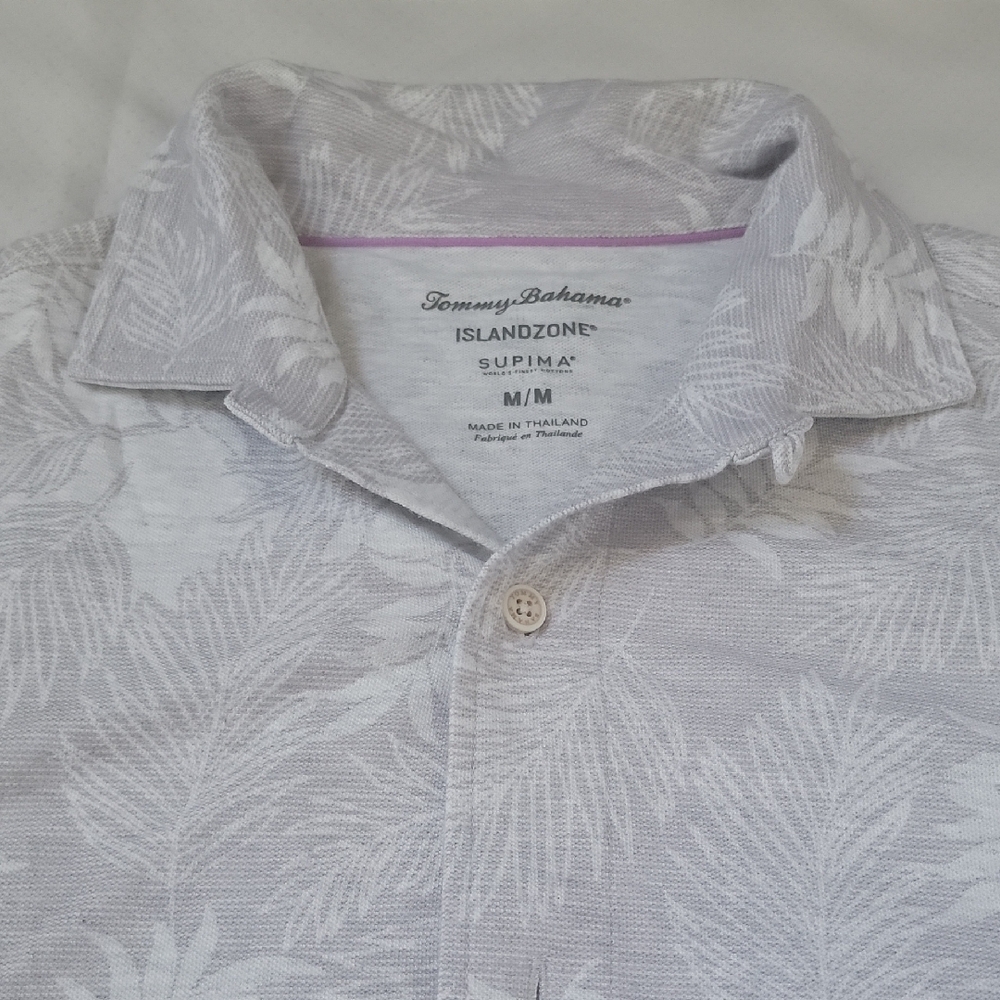 Tommy Bahama Men's Light Gray Leaf Print Shirt - (Medium)